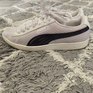 Puma sneakers